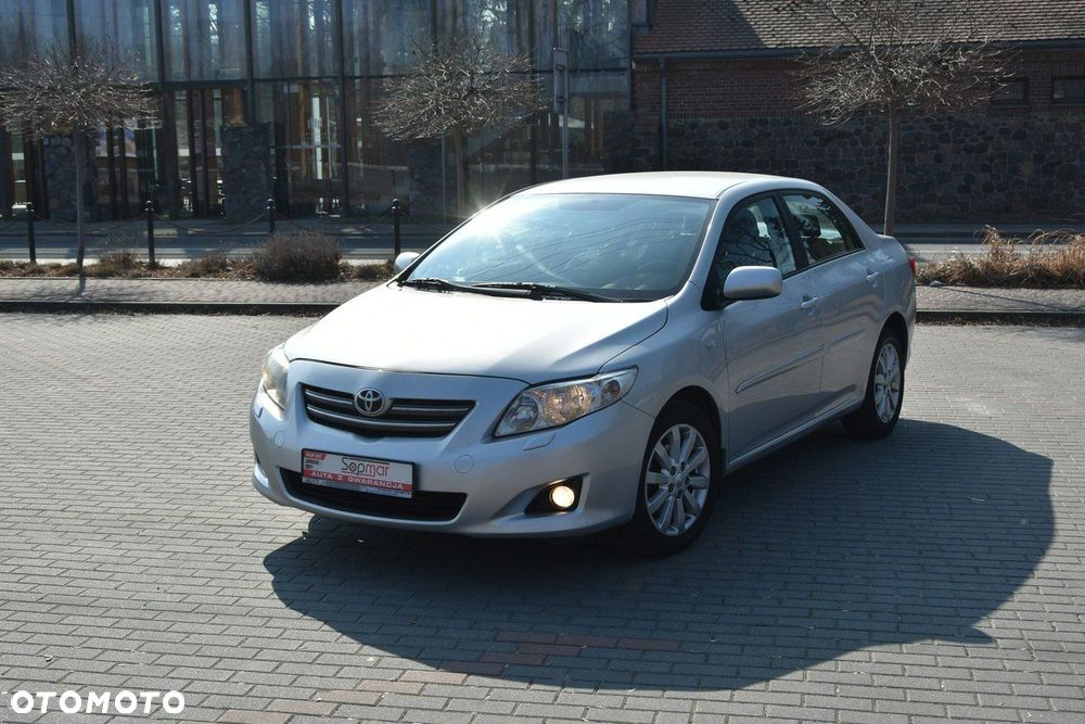 Toyota Corolla - 16