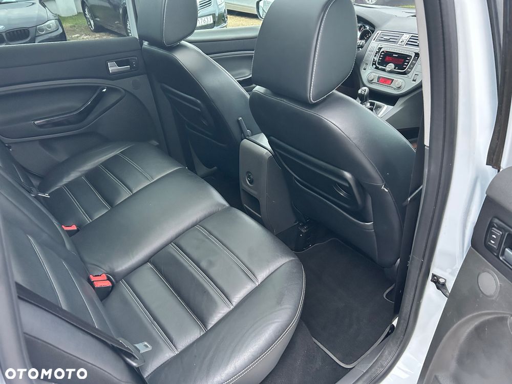 Ford Kuga 2.0 TDCi 4WD Titanium - 20