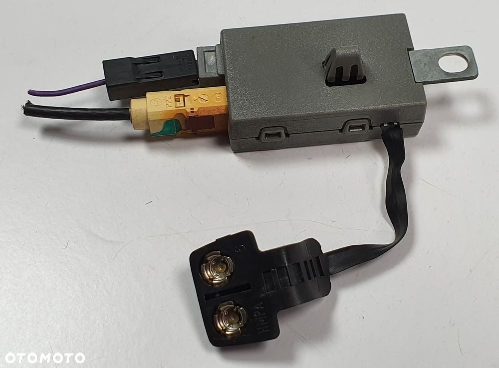 WZMACNIACZ ANTENY VOLVO XC90 30752097 - 2