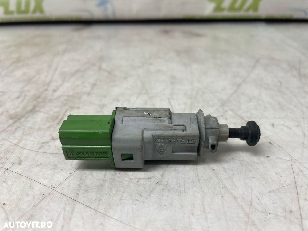 Comutator lumini frana 8200276360D Renault Clio 4 [2012 - 2020] - 1