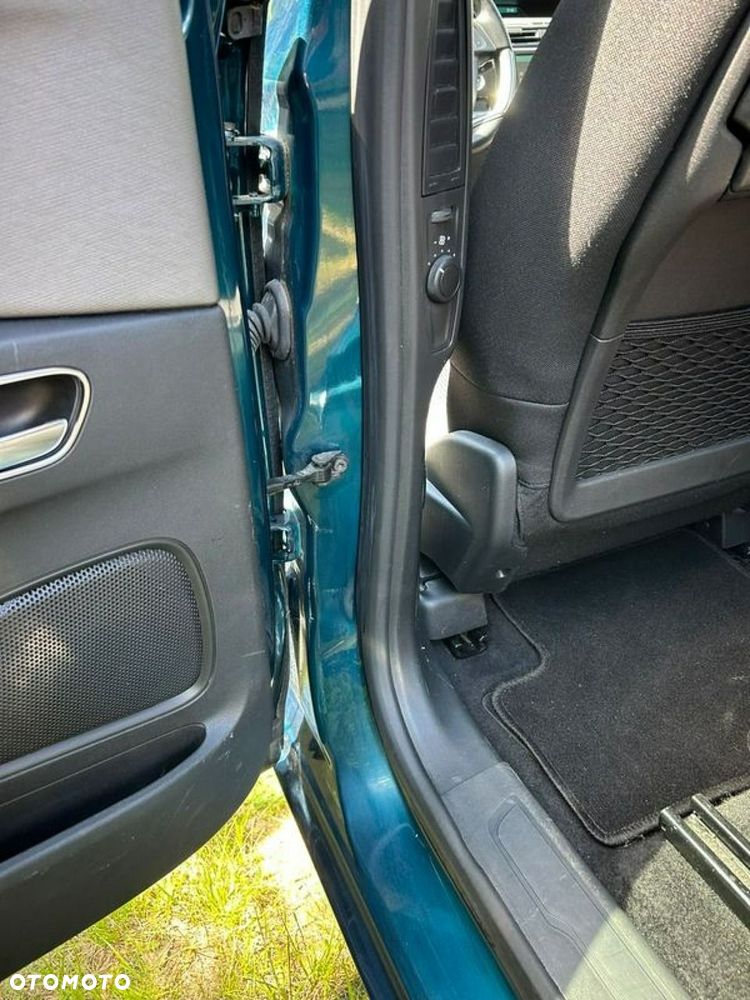 Citroën C4 SpaceTourer PureTech 130 Stop&Start SHINE - 38