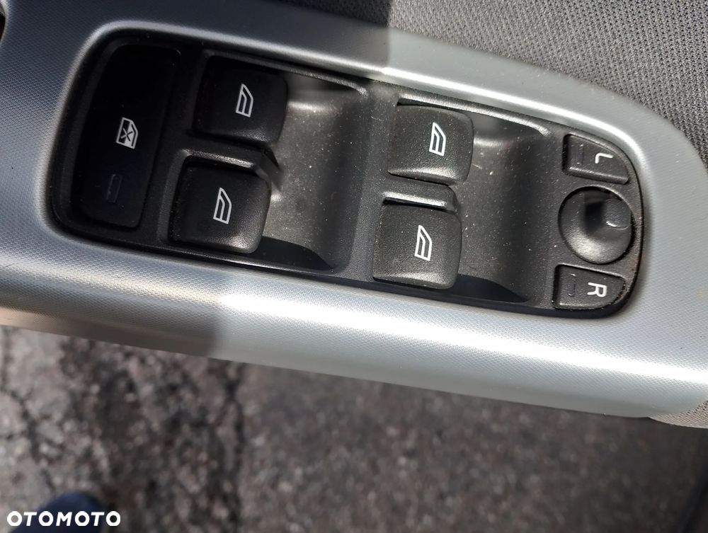 Volvo V50 1.6D DPF DRIVe Start/Stop - 7