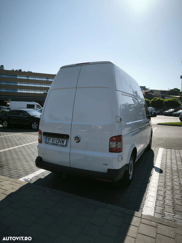 Volkswagen Transporter - 4