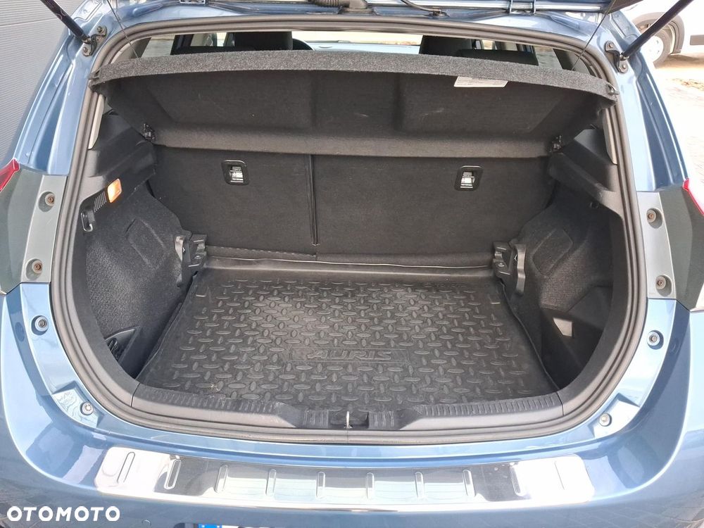 Toyota Auris - 14