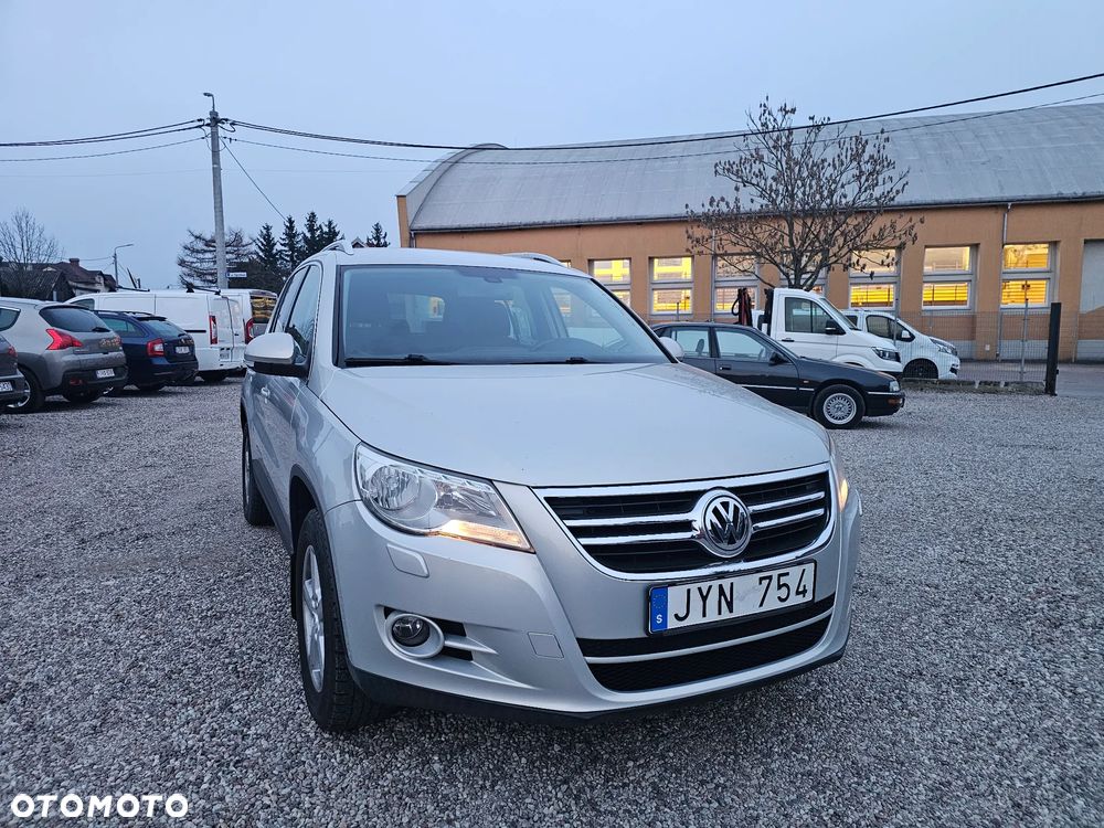 Volkswagen Tiguan - 2