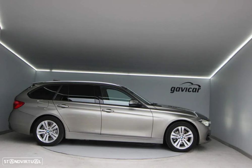 BMW 318 d Touring Auto - 5