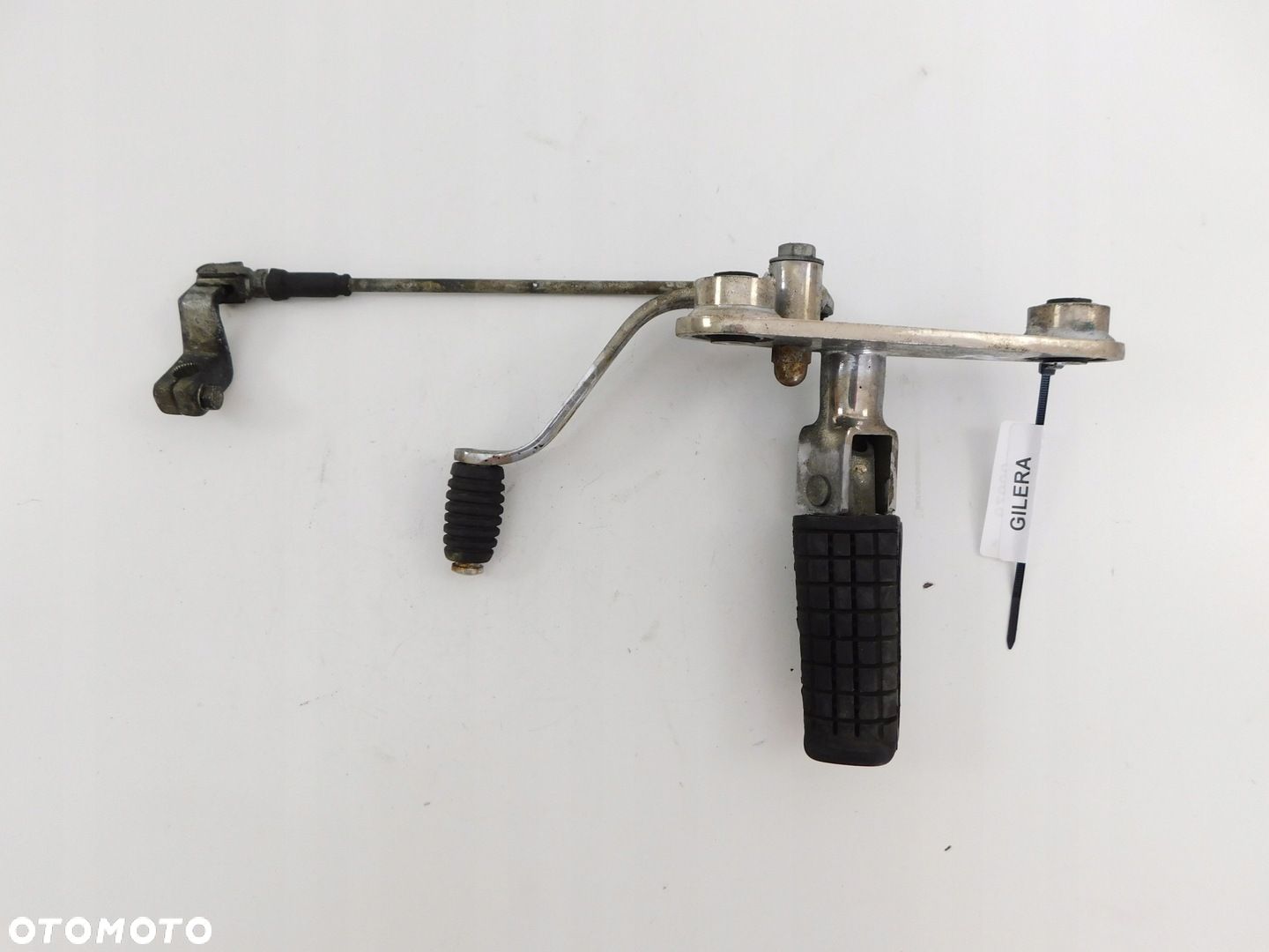 GILERA COGUAR 125 SET PODNÓŻEK KIEROWCY LEWY - 1