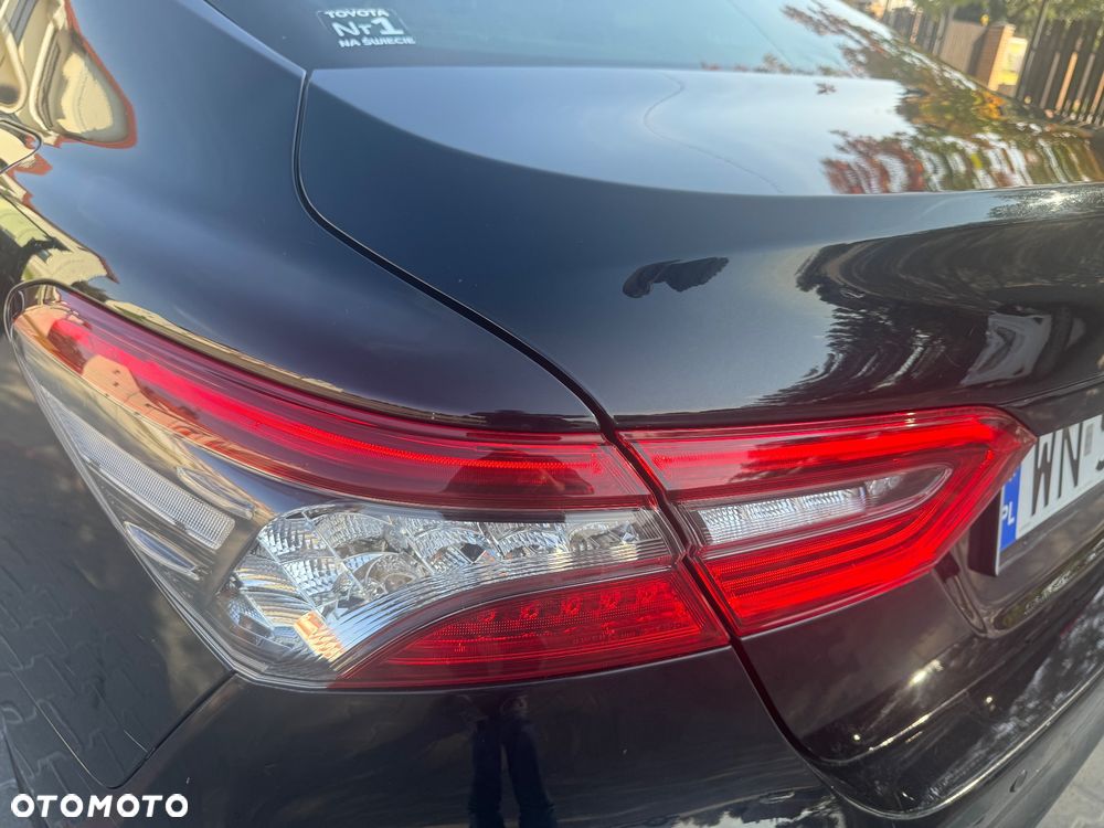 Toyota Camry 2.5 Hybrid Executive CVT - 20