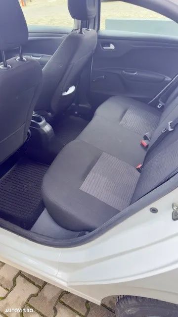 Peugeot 301 1.5 BlueHDI FAP Active - 8