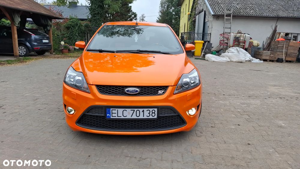 Ford Focus ST - 12