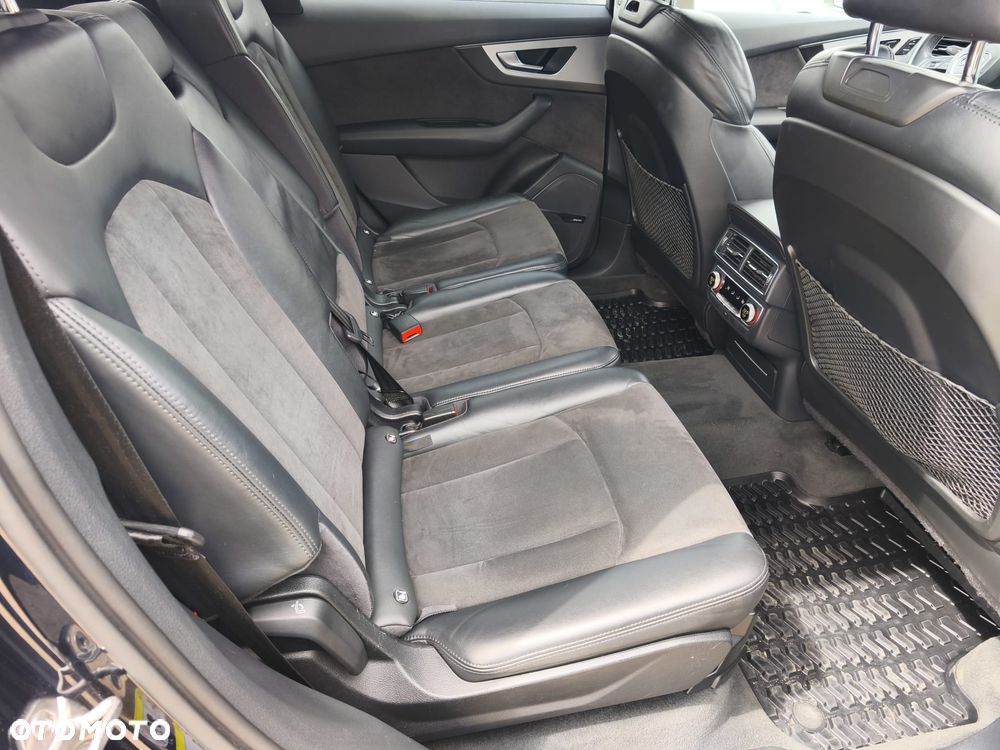 Audi Q7 3.0 TDI ultra Quattro Tiptronic - 19