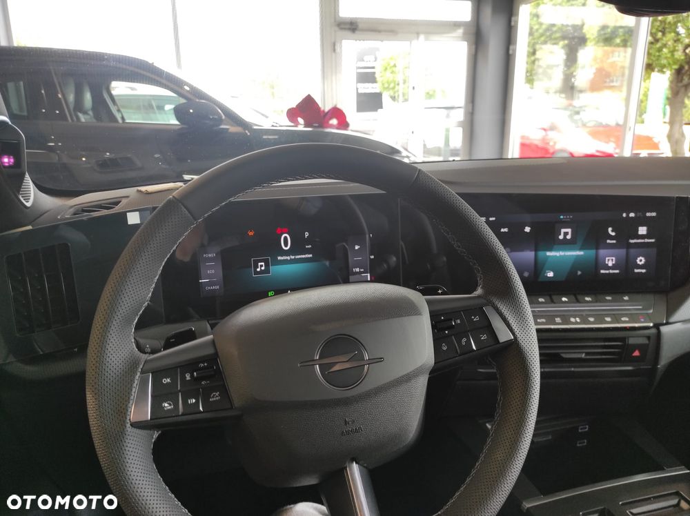 Opel Astra 1.2 T mHEV Ultimate S&S eDTC - 17
