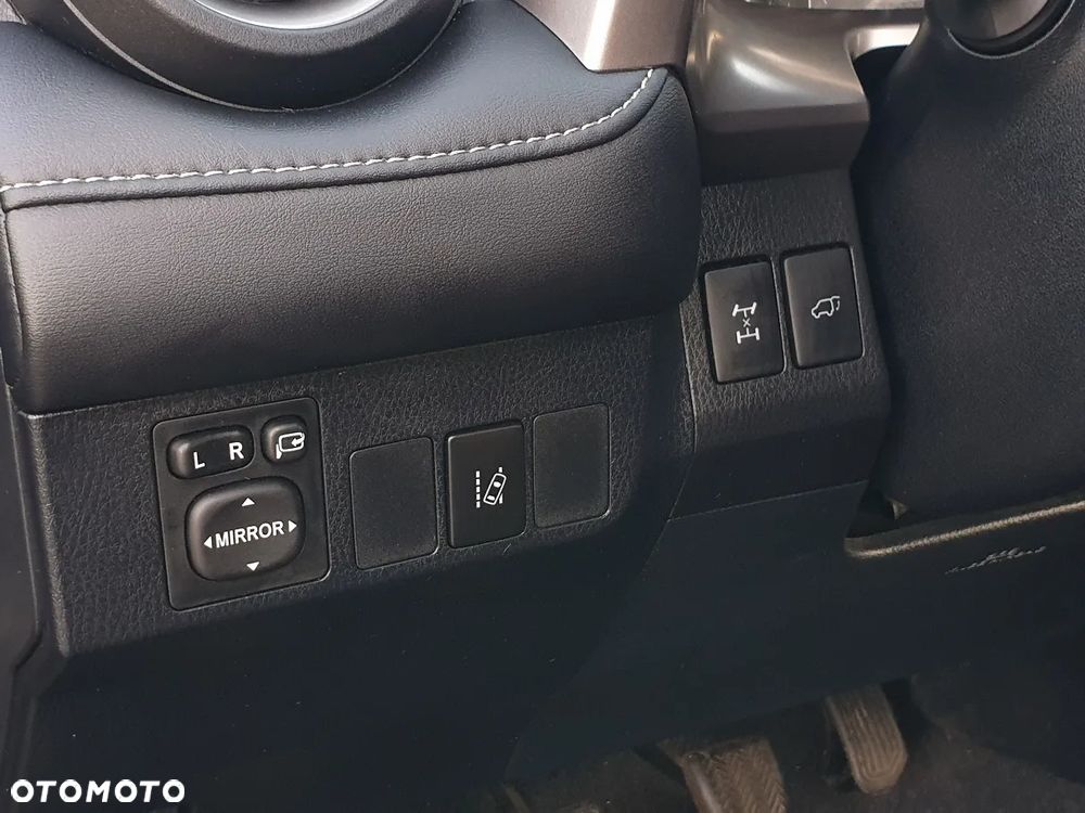 Toyota RAV4 2.0 4x4 - 13