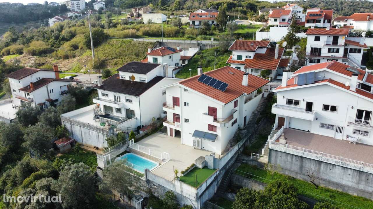 Moradia T6+3 c/ Piscina e Garagem - Coimbra - Grande imagem: 3/36