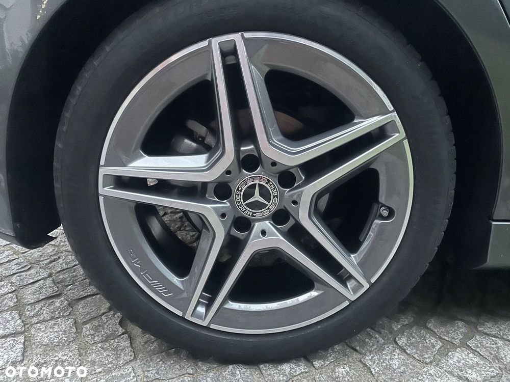 Mercedes-Benz Klasa B 200 d 8G-DCT AMG Line - 24