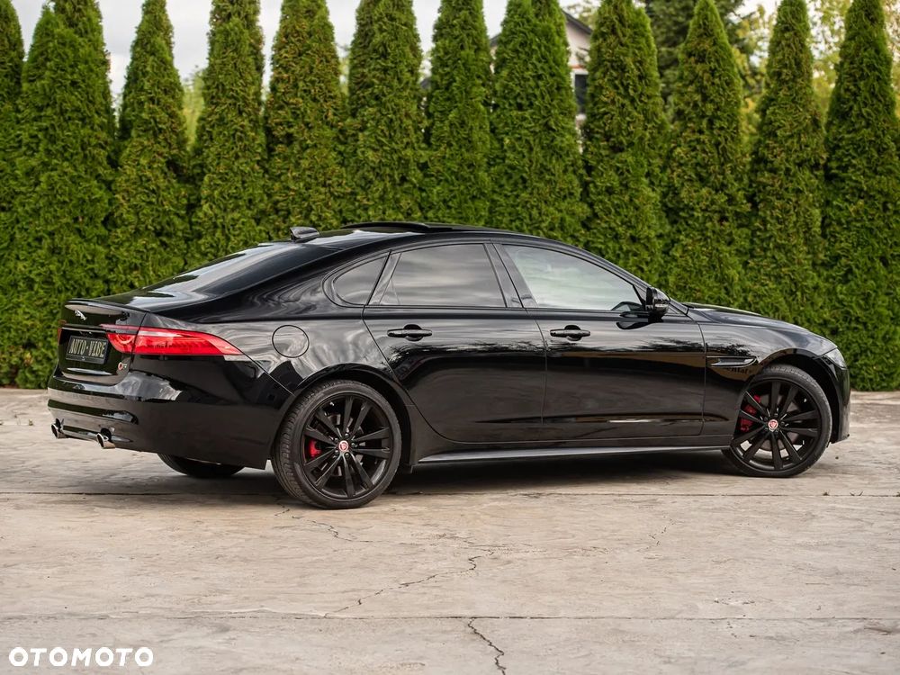 Jaguar XF S AWD - 14