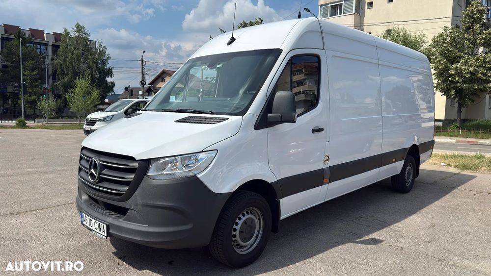 Mercedes-Benz Sprinter - 18