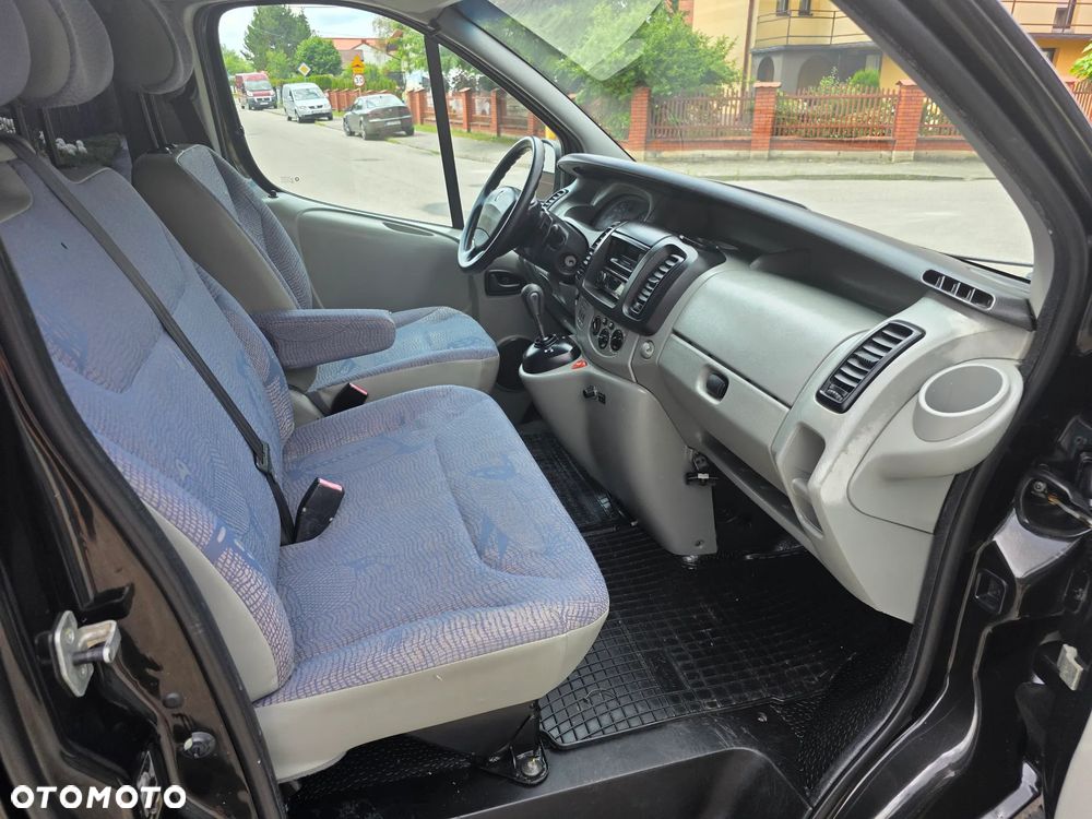Renault Trafic - 19