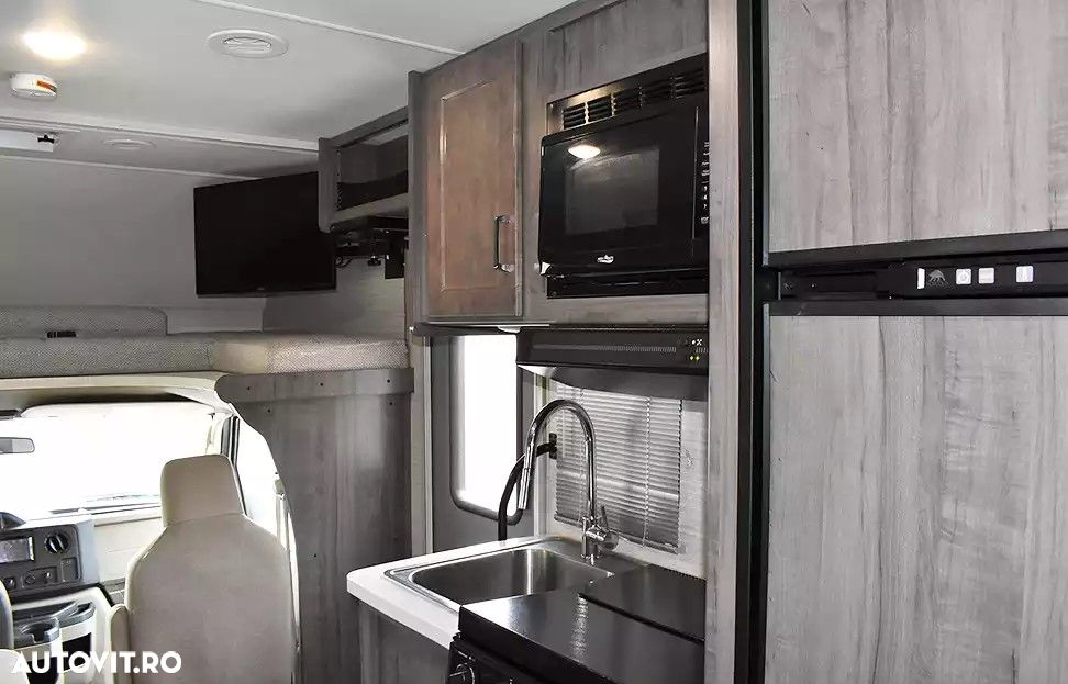 Ford E350 - 22
