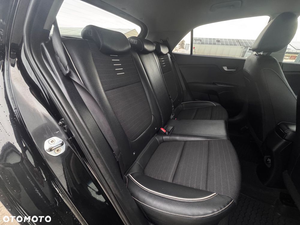 Kia Rio 1.0 T-GDI 120 DCT7 GT Line - 8