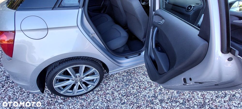 Audi A1 Sportback 1.2 TFSI S line Sportpaket - 25
