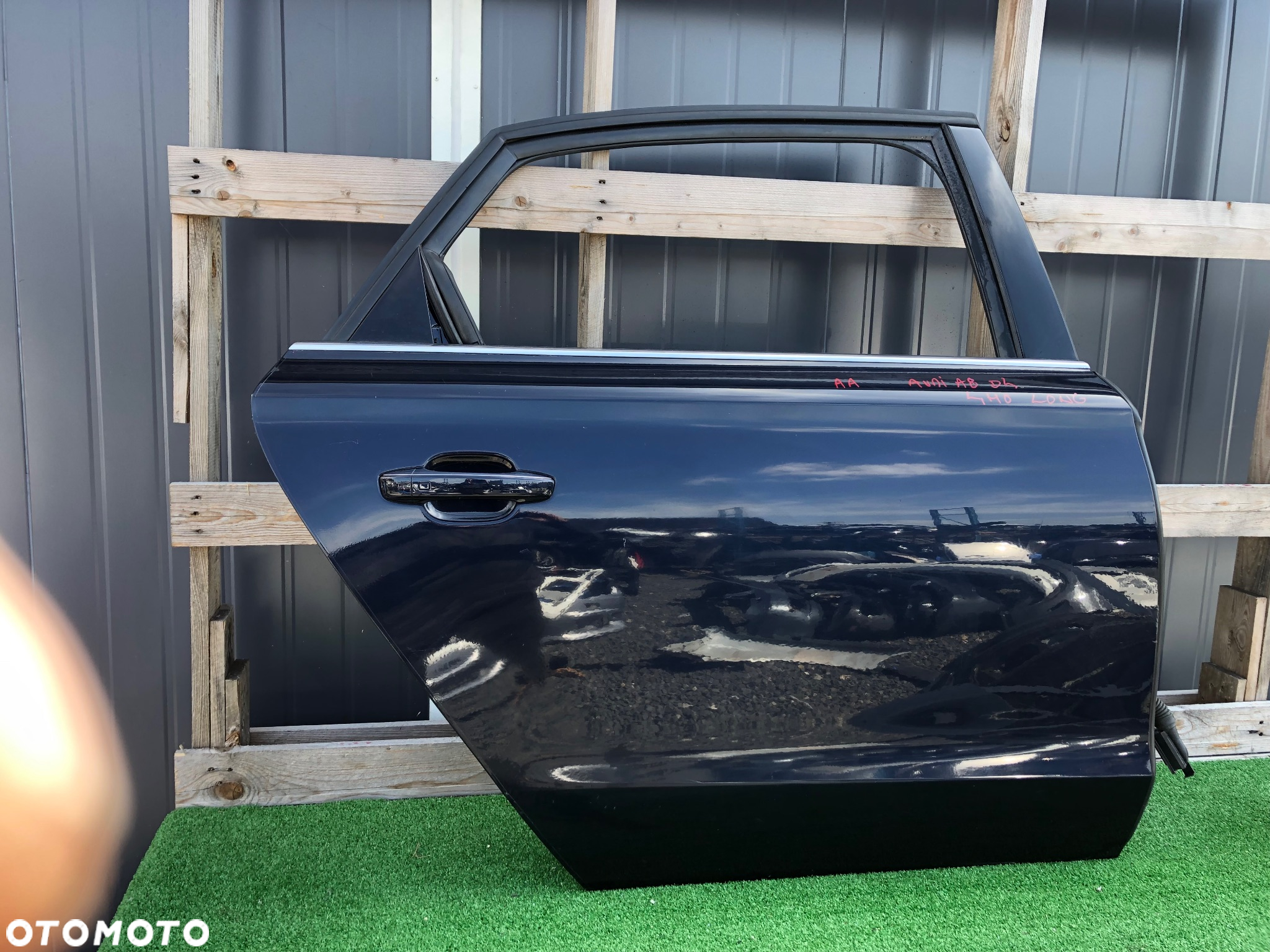 Audi A8 D4 4H0  drzwi prawe tył long - 2