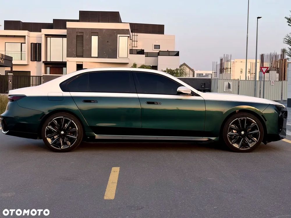 BMW Seria 7 740Li xDrive sport - 3