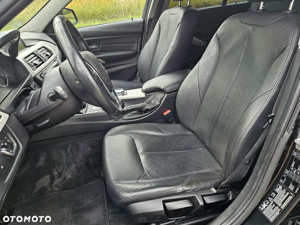 BMW Seria 3 - 33