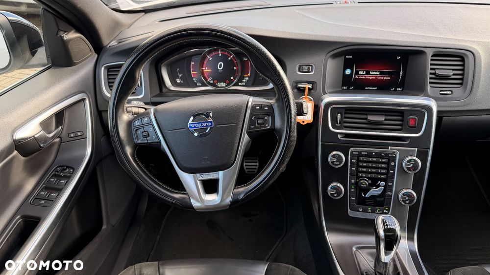 Volvo V60 D4 Drive-E R-Design Summum - 15