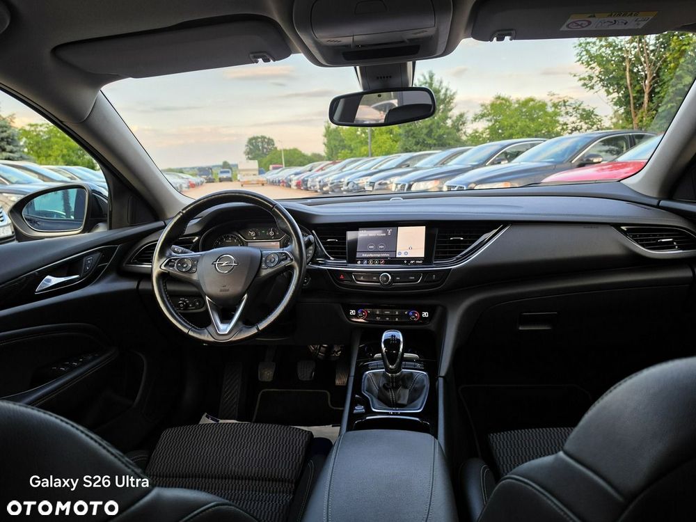 Opel Insignia - 31