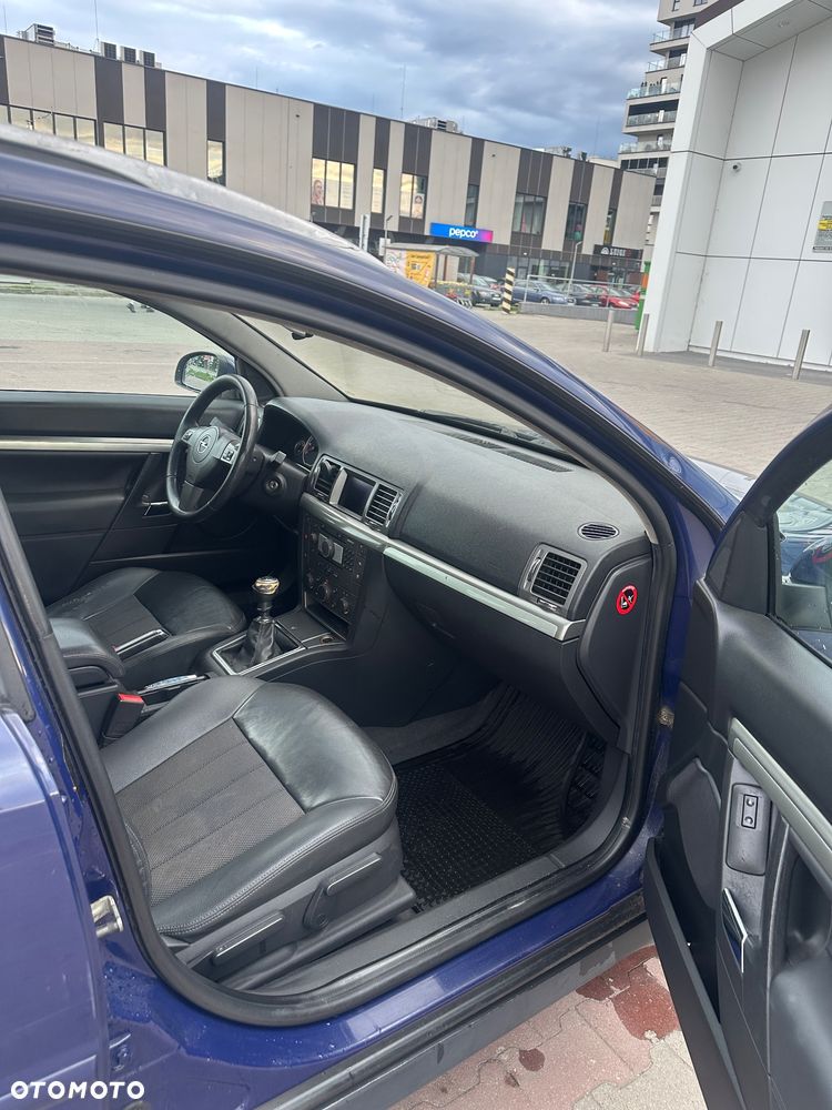 Opel Vectra 1.9 CDTI Cosmo - 6