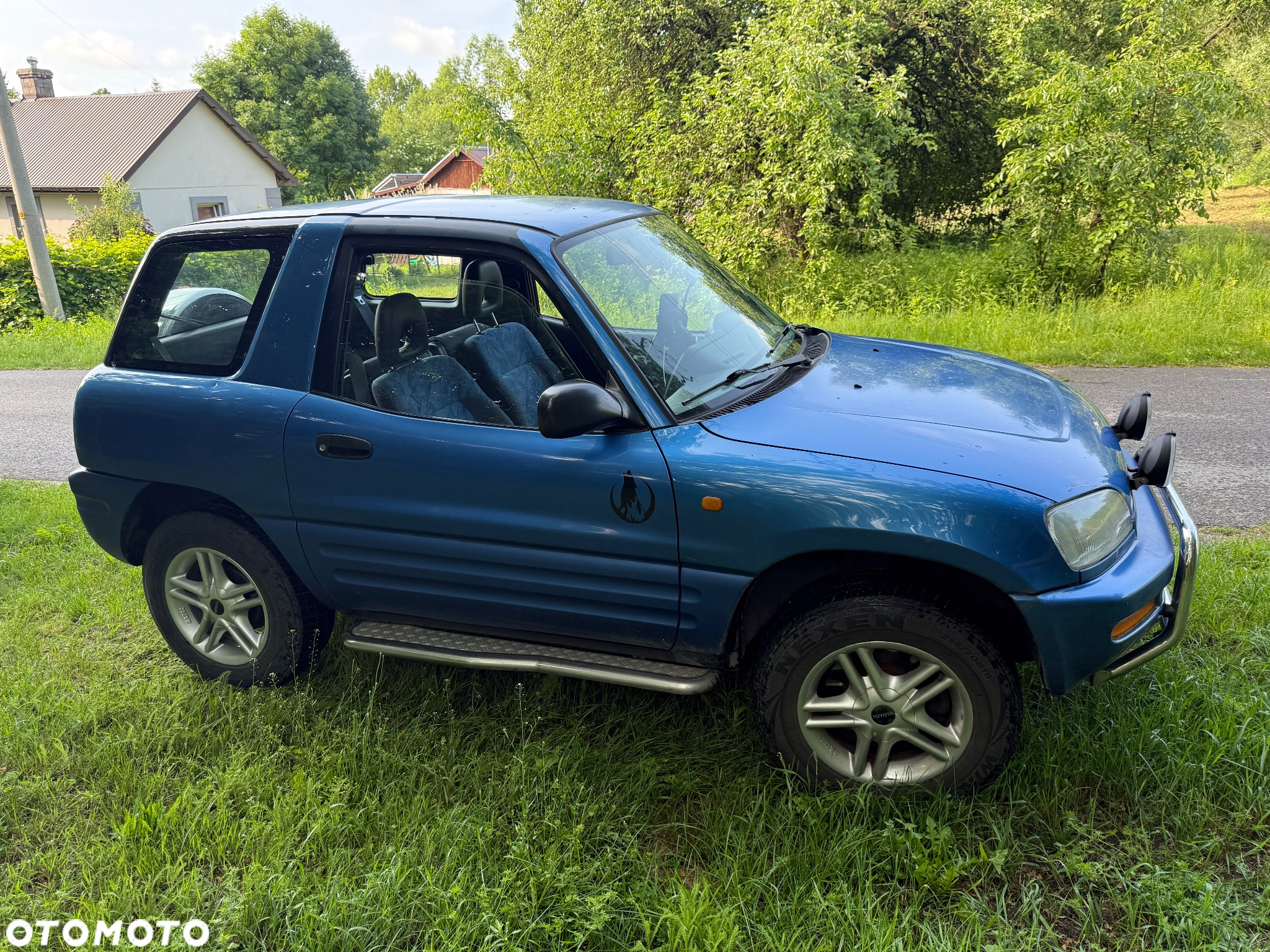 Toyota RAV4 - 3