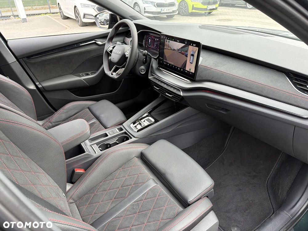 Skoda Octavia 2.0 TSI RS DSG - 16