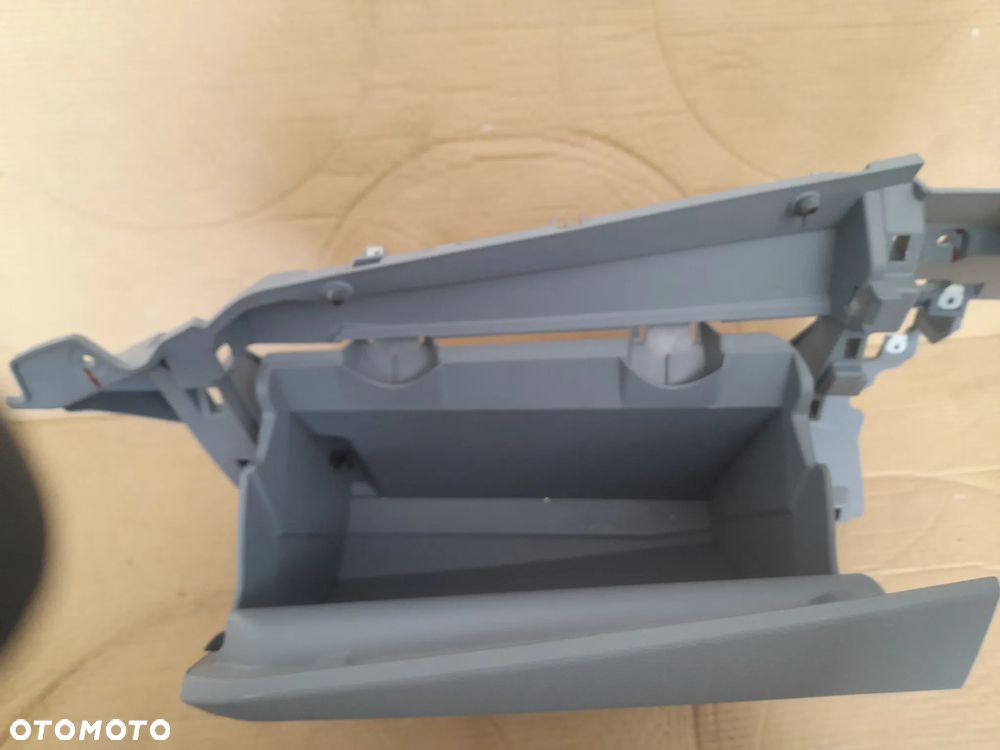 Schowek pasażera Ford Transit MK8 BK31-V06010-AE36NC - 4