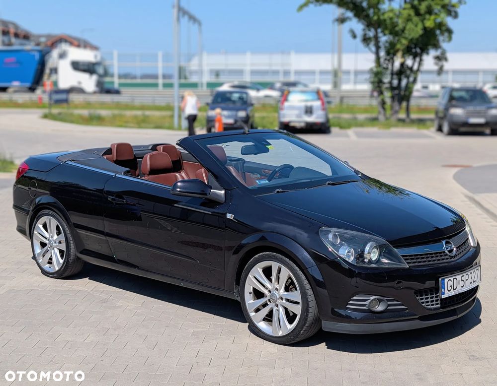 Opel Astra 1.9 CDTI Cosmo - 10