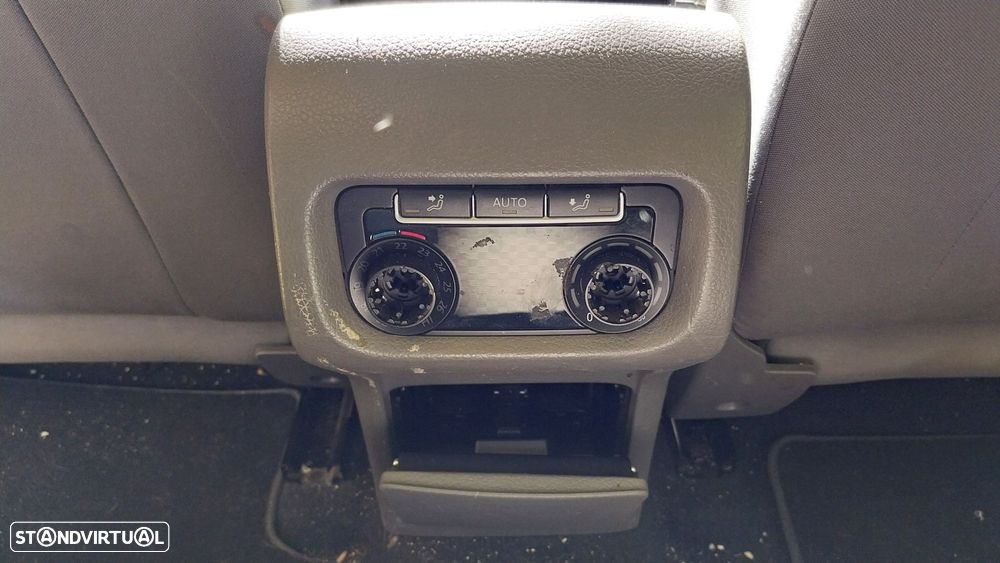 SEAT Alhambra 2.0 TDi Reference - 8