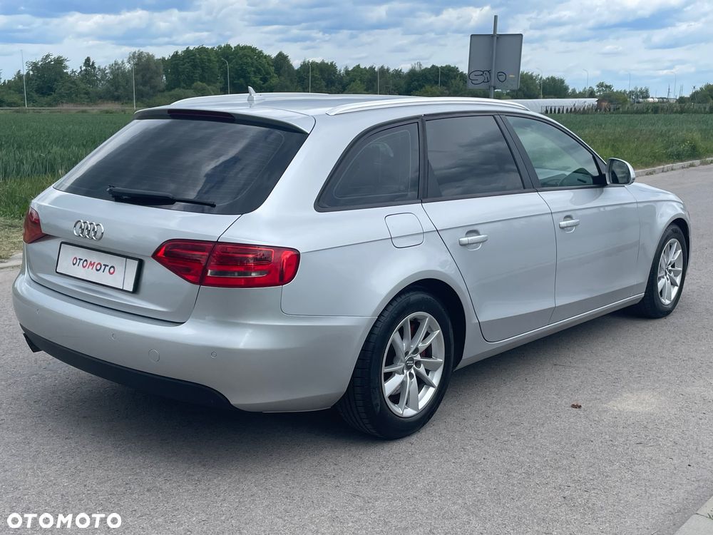 Audi A4 Avant 2.0 TDI - 29