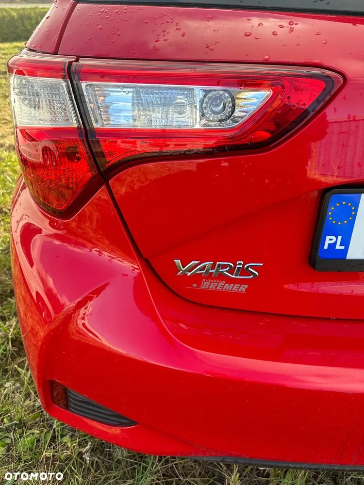 Toyota Yaris - 12