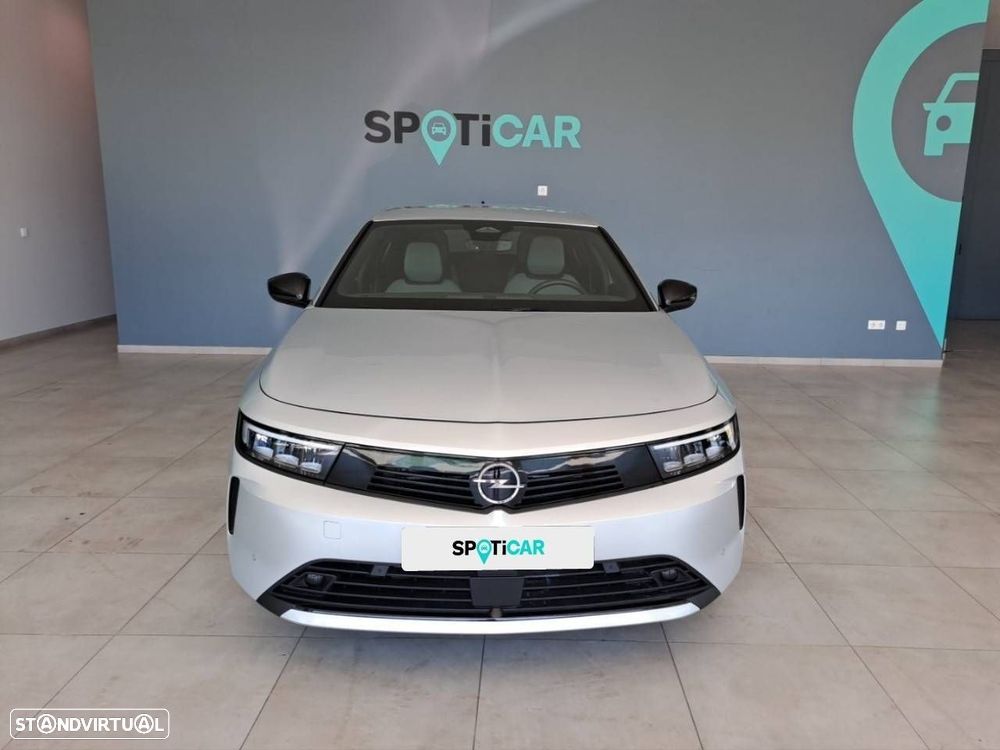 Opel Astra 1.2 T Hybrid Edition eDCT - 2