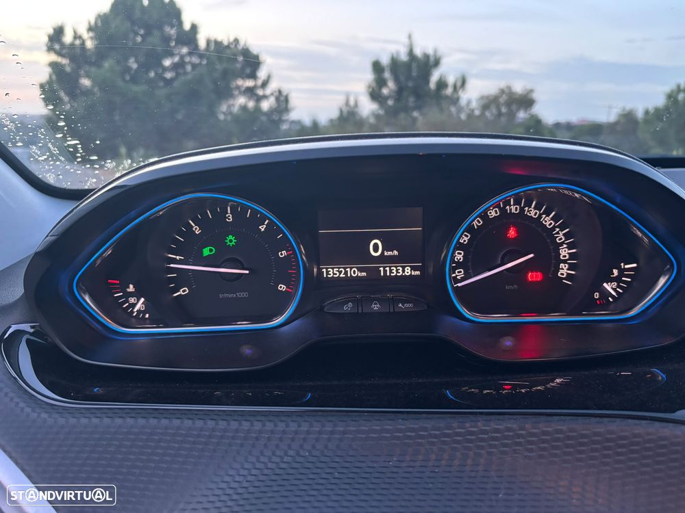 Peugeot 2008 - 7