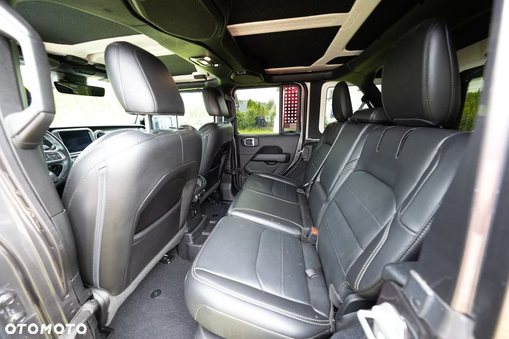 Jeep Wrangler 2.0 4xe Plug-In Hybrid Hardtop Sahara - 13