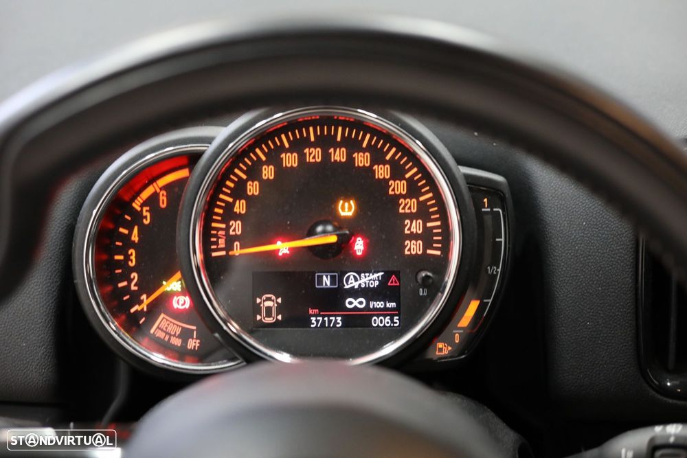 MINI Countryman One D - 10