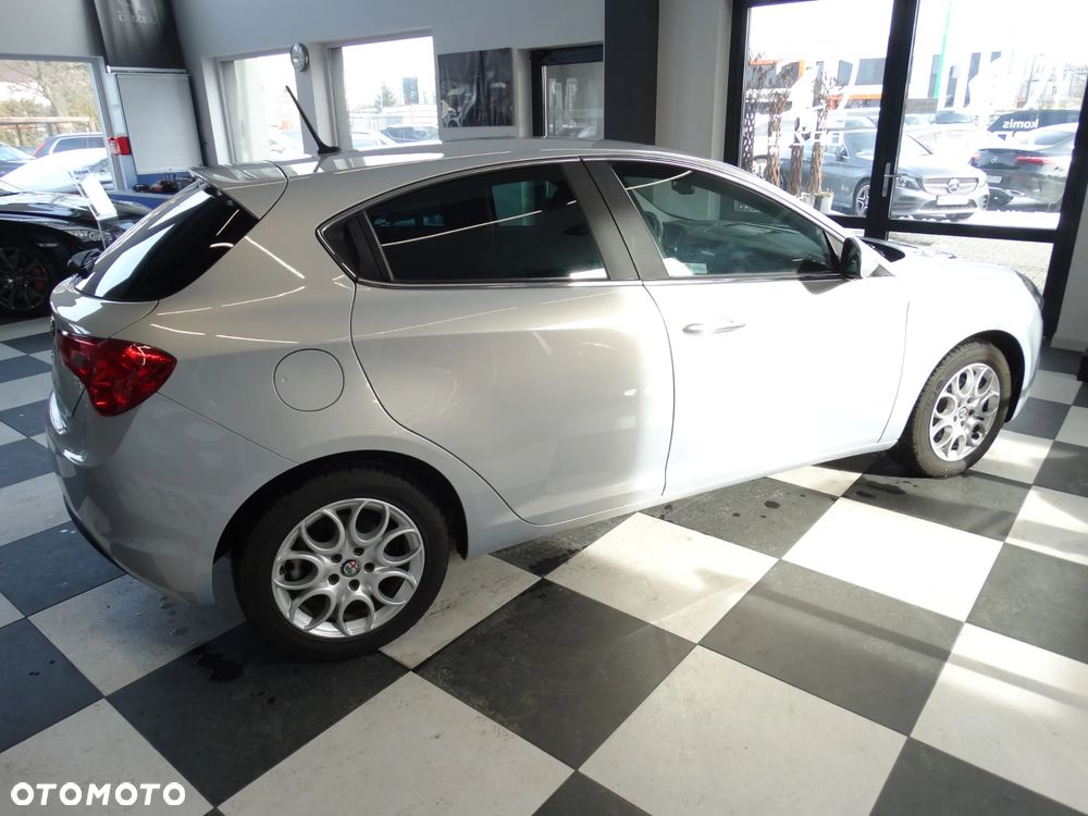 Alfa Romeo Giulietta 1.6 JTDM 16V TCT Super - 14