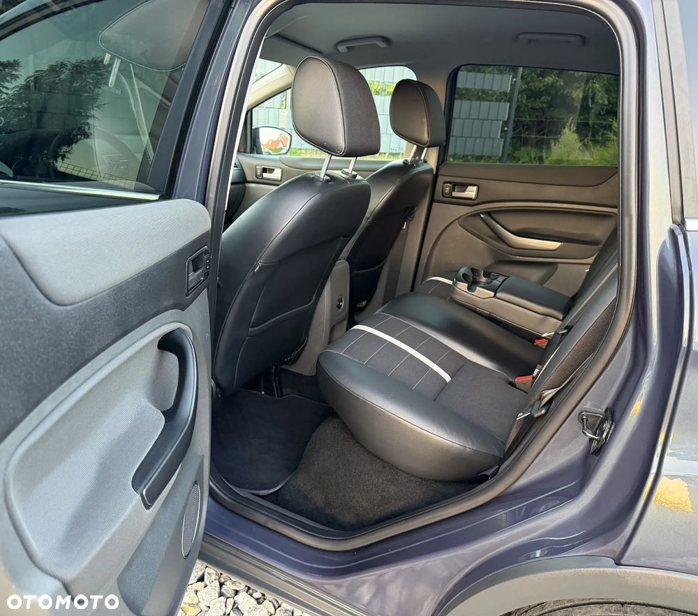 Ford Kuga 2.0 TDCi 4x4 Titanium - 26