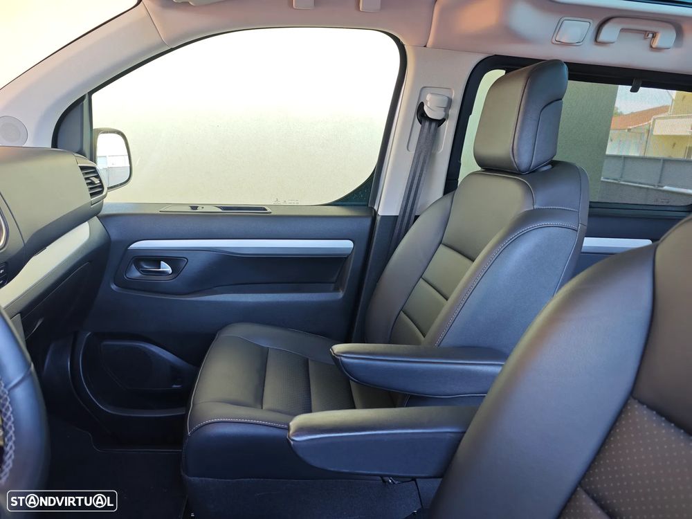 Peugeot e-Traveller L3 (50kWh) Business VIP - 34