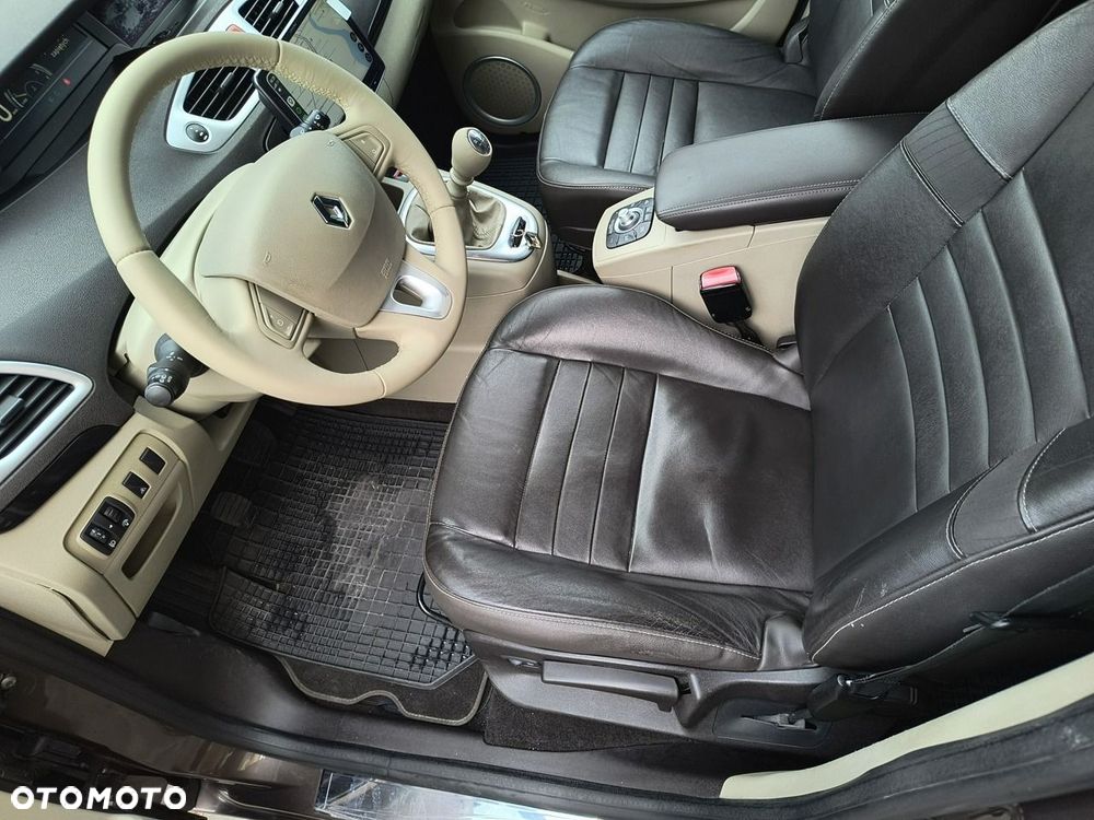 Renault Scenic dCi 160 FAP Dynamique - 14