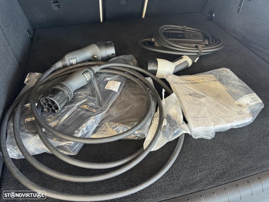 Mercedes-Benz C 300 e T 9G-TRONIC Avantgarde - 35