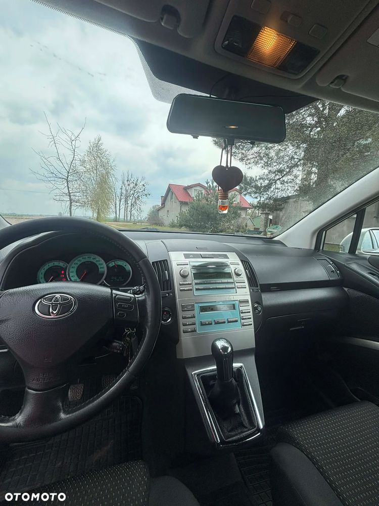 Toyota Corolla Verso 1.8 Sol 7os - 15