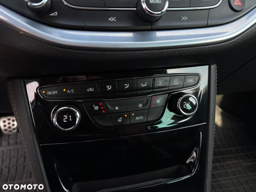 Opel Astra 1.4 T Dynamic - 13