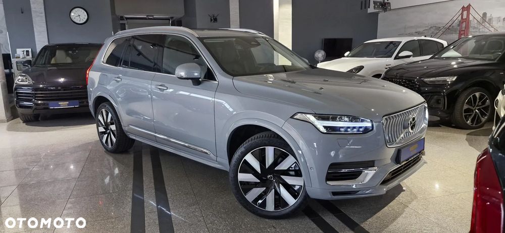 Volvo XC 90 T8 AWD Plug-In Hybrid Ultimate Bright 7os - 4